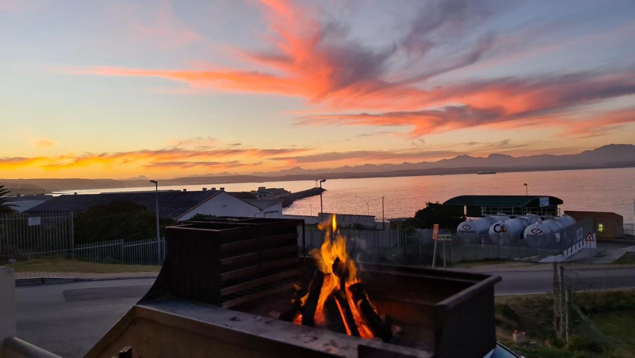 Dann'S Corner Villa Mossel Bay Exterior photo